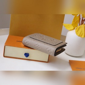 LV Артикул： M80152 Кошелек Изготовлен из мягкой кожи с зернисто