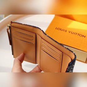 LV Артикул： M80211 С 1854 года VICTORINE WALLET Эта версия кошел