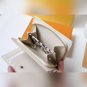 LV Артикул： M80754 Женский короткий кошелек Размеры： 11 x 8,5 x