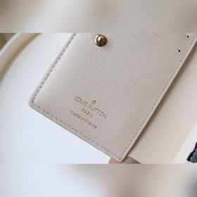 LV Артикул： M80754 Женский короткий кошелек Размеры： 11 x 8,5 x