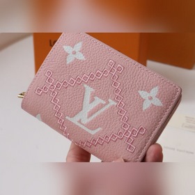 LV Juliette Кошелек Артикул： M81212 Изготовлен из классической т