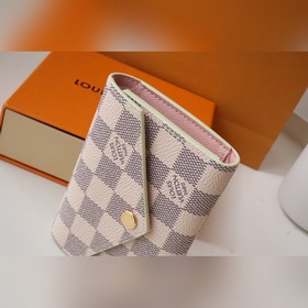 LV Артикул： M62742 Компактный кошелек Мягкий стиль и функциональ