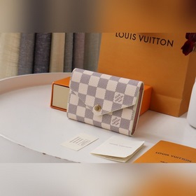 LV Артикул： M62742 Компактный кошелек Мягкий стиль и функциональ