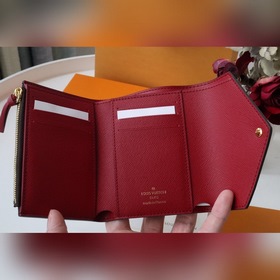 LV Артикул： M62742 Компактный кошелек Victorine Изящный и функци