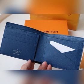 Модель LV M80458 MULTIPLE Кошелек Изготовлен из ткани Monogram W