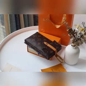 LV Box Чехол для мобильного телефона Артикул： M68523 Изготовлен