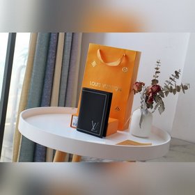 LV  Артикул： M62089 Паспортный чехол вышивка Осенний кожаный к