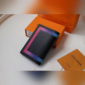 LV Модель M60181 Паспортный чехол Rainbow В садах Королевского дв
