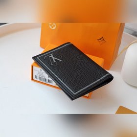 LV модель M62089 Паспортный чехол  вышивка Осенний кошелек 2019