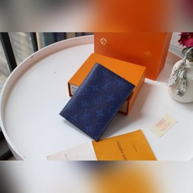 LV Модель M64501 Новый паспортный чехол Идеальный аксессуар для 