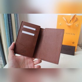 LV Модель M64501 Паспортный чехол Идеальный аксессуар для модных