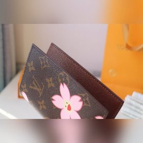 LV Артикул： M64411 Паспортный чехол с изображением сакуры Идеал