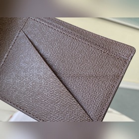 LV Артикул： M60895 Кошелек MULTIPLE с желтыми цветами Изготовле