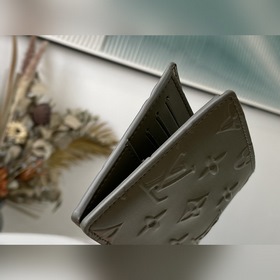 LV Модель M80520 Военный зеленый кошелек SLENDER Этот кошелек S