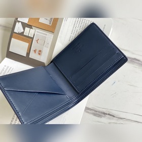 LV Артикул： M80422  Multiple Кошелек Минималистичные линии подч