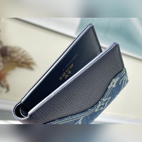 LV Артикул： M81020 Черный кошелек Slender В начале весны 2022 г
