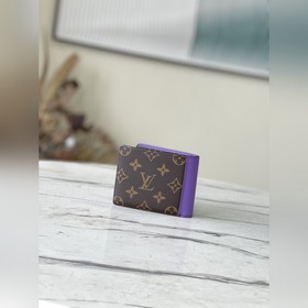 LV Артикул： M81534 Фиолетовый Костюмный бумажник Серия Новый муж