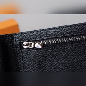 LV AMERIGO Кошелек Модель M60053 Этот кошелек Amerigo сочетает в