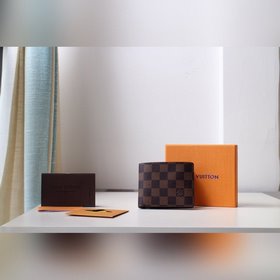 Кошелек LV MULTIPLE Модель M60895 Изготовлен из стильной парусины
