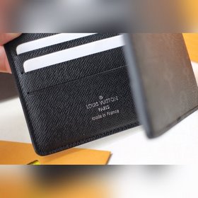 Кошелек LV MULTIPLE Модель M60895 Изготовлен из стильной парусины