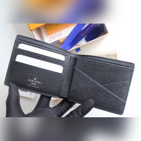 LV Multiple кожаный кошелек Модель 60895 Веретенообразный узор Из
