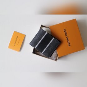 LV MULTIPLE Кошелек Модель M64439 Этот кошелек Multiple, разработ