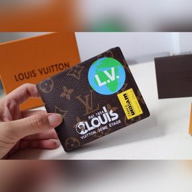 LV модель M67819 Короткий кошелек MULTIPLE Новейшая модель, огр