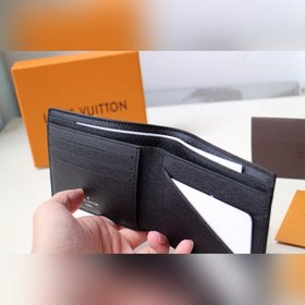 LV модель M67819 Короткий кошелек MULTIPLE Новейшая модель, огр