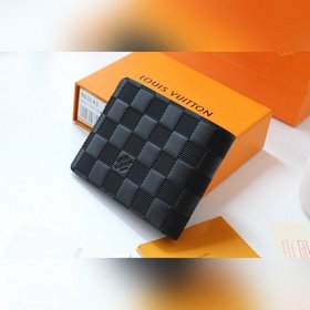 LV Multiple Кошелек Модель N63124 Изготовлен изысканной кожи Dami