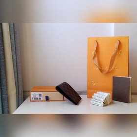 LV SLENDER Кошелек Модель N6326 1 Названный в честь слова «Slende