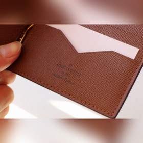 LV Модель M66543 Короткий кошелек Идеальное место для хранения