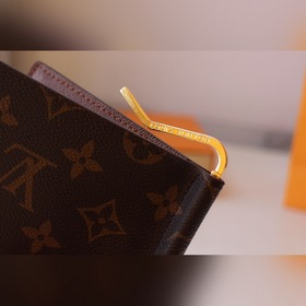 LV Модель M66543 Короткий кошелек Идеальное место для хранения