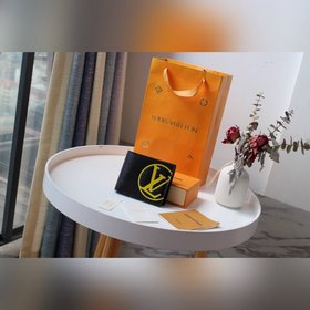 LV Многофункциональный кошелек Модель M67907 Осенний дизайн 201