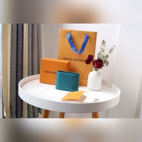 LV Многофункциональный кошелек Артикул： M81026 Изготовлен из ко
