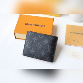 LV Короткий кошелек MULTIPLE Артикул： M80932 Короткий кошелек И