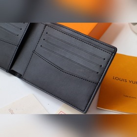 LV SLENDER Кошелек Артикул： M69075 Классический монограммный узо