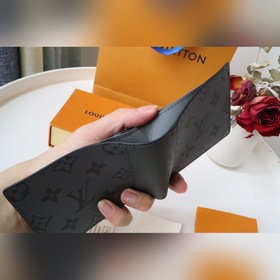 LV Артикул： M30843 Кошелек Из кожаной коллекции, изготовлен из к