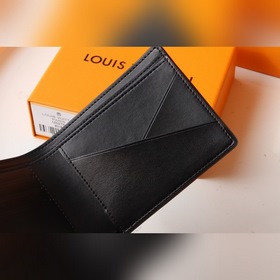 LV Артикул： M80039 Короткий кошелек В коллекции весна-лето 2021 