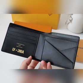 LV Артикул： M80624 LVXNBA MULTIPLE Кошелек Этот кошелек Multipl