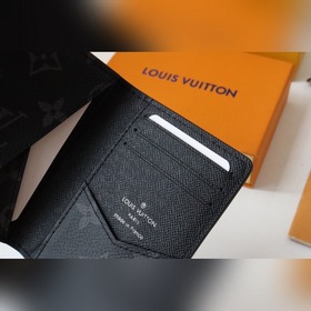 LV Артикул： M80767 Универсальный кошелек в форме сумки Этот унив