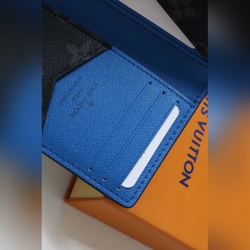 LV Артикул： M80767 Универсальный кошелек в форме сумки Этот уни