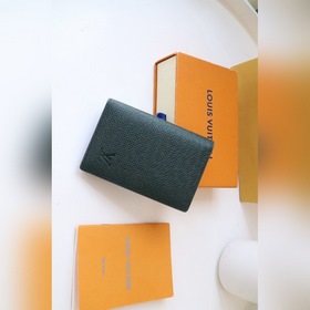LV Артикул： M81550 Универсальный кошелек в форме сумки Этот унив