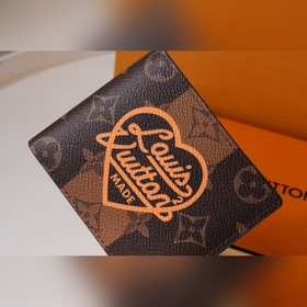 LV Короткий кошелек MULTIPLE Артикул： M60895 Желтый цветок Изго
