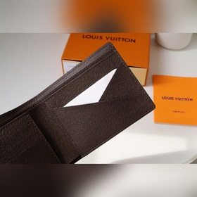 LV Короткий кошелек MULTIPLE Артикул： M60895 Желтый цветок Изго