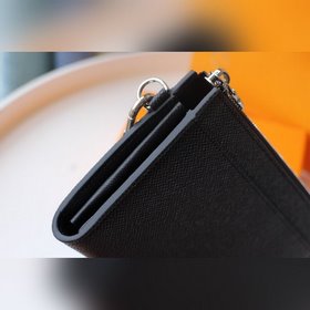 LV  Zippy Dragonne кошелек на молнии Артикул： N69409 Крестообра
