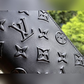 LV Артикул： M80505 Черный кошелек с прямой застежкой-молнией Эт