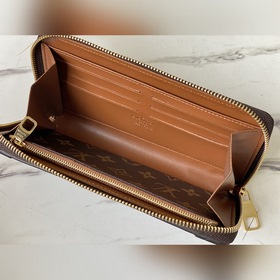 LV Артикул： M80558 Кожаный кошелек TRUNK с застежкой-молнией Вдо
