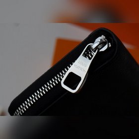 LV Модель M30317 ZIPPY VERTICAL Кошелек Кошелек Zippy Vertical с