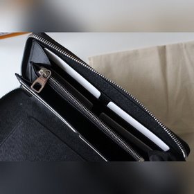 LV ZIPPY Карман для документов с застежкой-молнией Модель m60003 