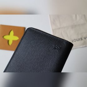LV ZIPPY Карман для документов с застежкой-молнией Модель m60003 
